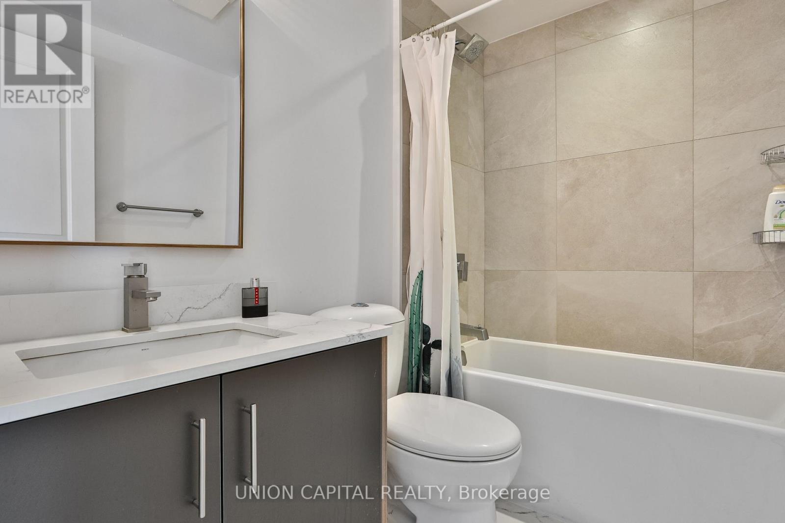168 Kingsbridge Garden Circle, Mississauga (Hurontario), Ontario  L5R 1T5 - Photo 25 - W12448266