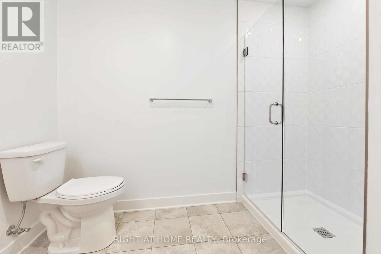 404 - 180 George Street, Ottawa, Ontario  K1N 0G8 - Photo 19 - X12448274