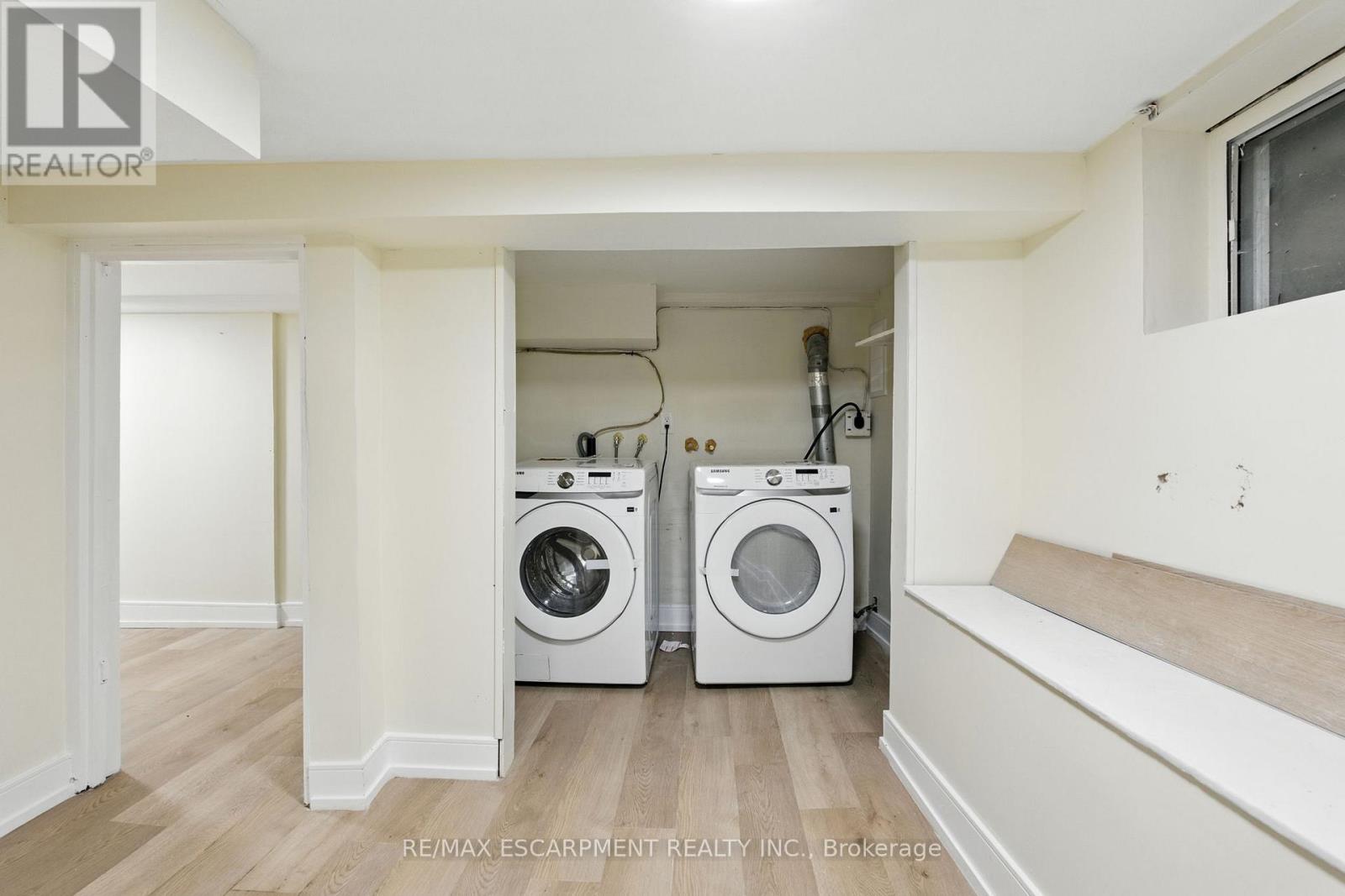 9 Alice Street, Hamilton (Crown Point), Ontario  L8H 4R5 - Photo 40 - X12448214