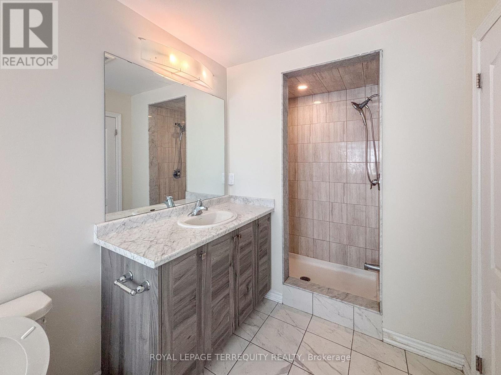 361 Vanilla Trail, Thorold, Ontario  L5V 0K8 - Photo 10 - X12448223