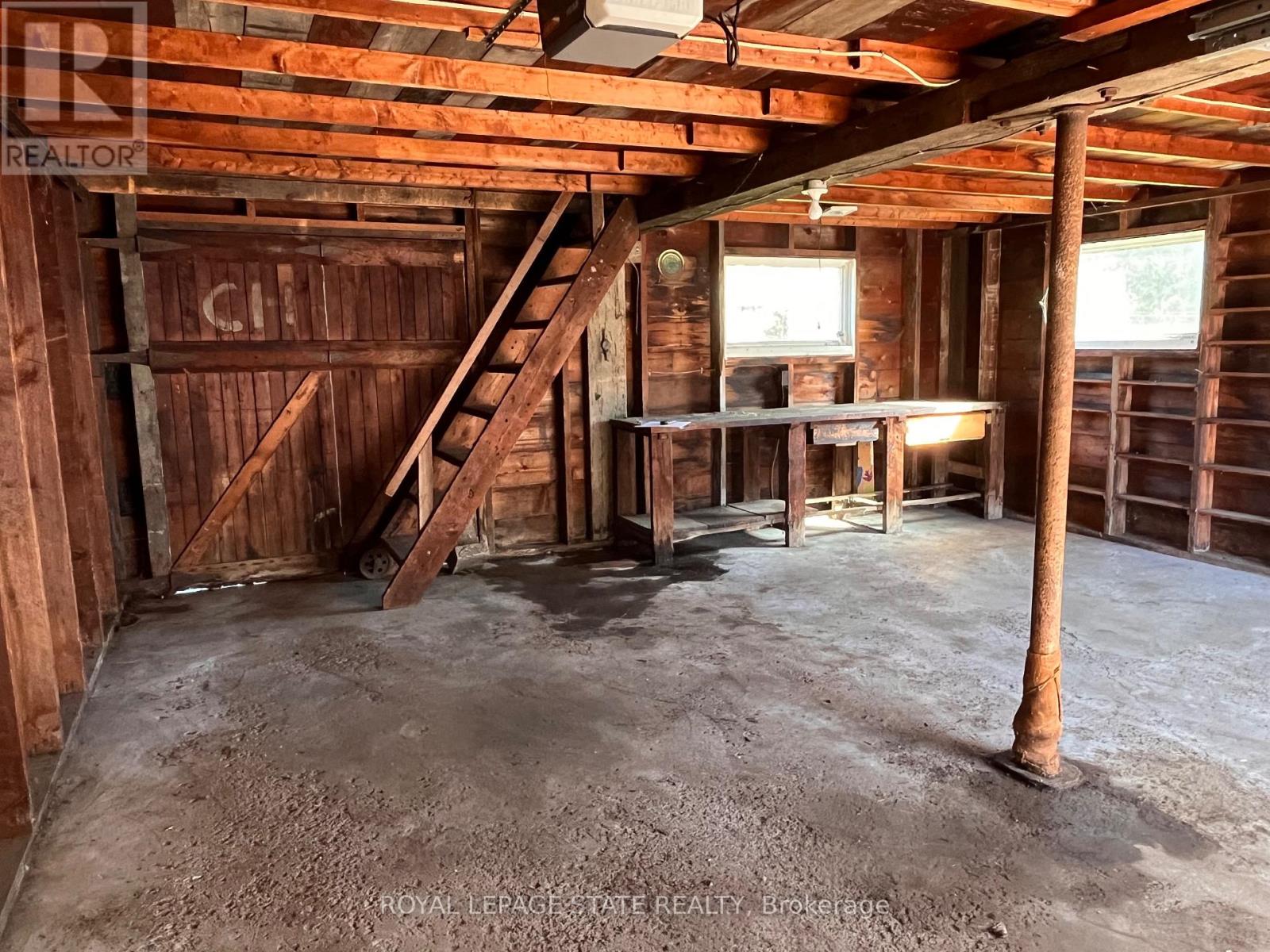 541 Broad Street E, Haldimand (Dunnville), Ontario  N1A 1G7 - Photo 37 - X12448235