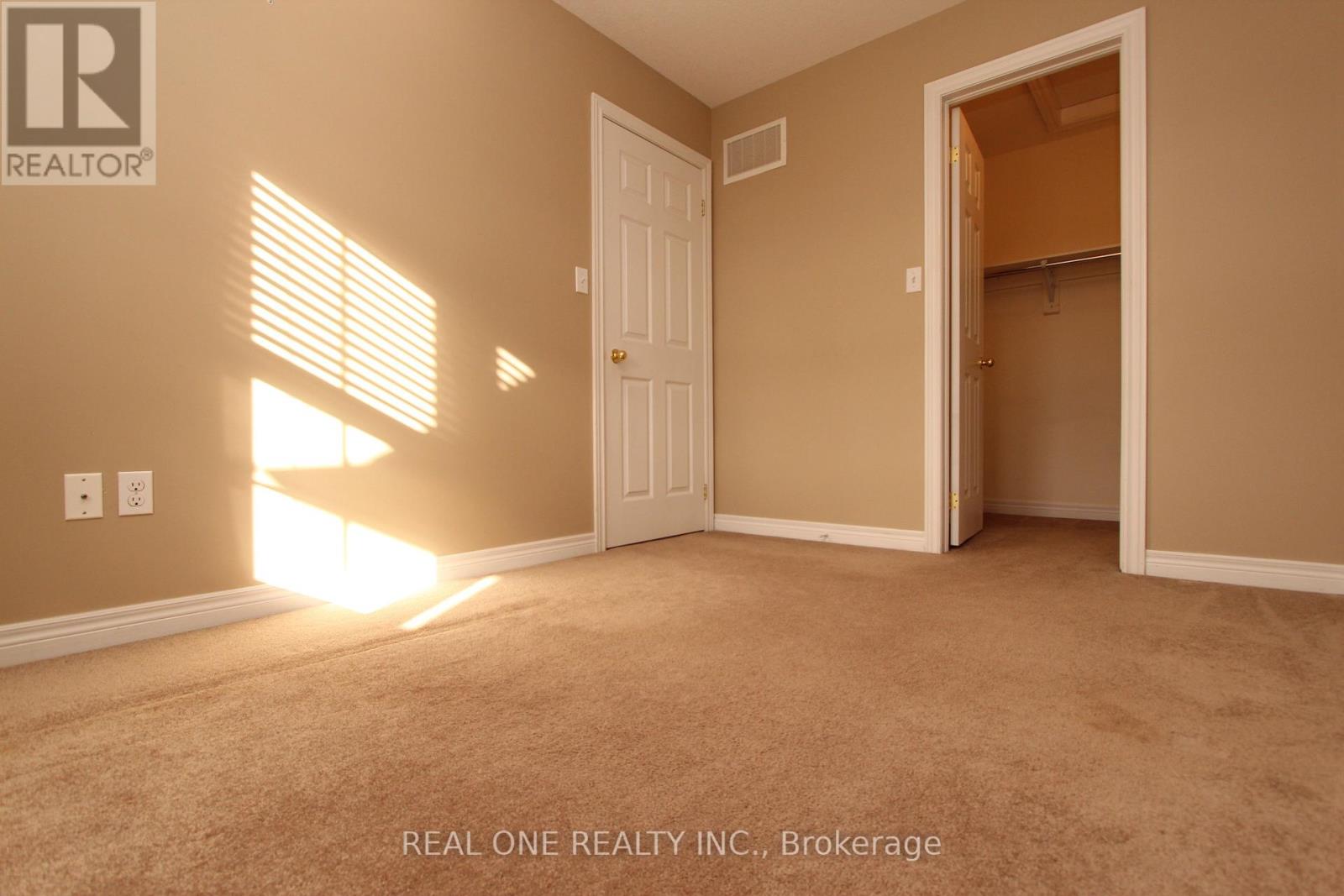 19 Browview Drive, Hamilton, Ontario  L8B 0L4 - Photo 20 - X12448250