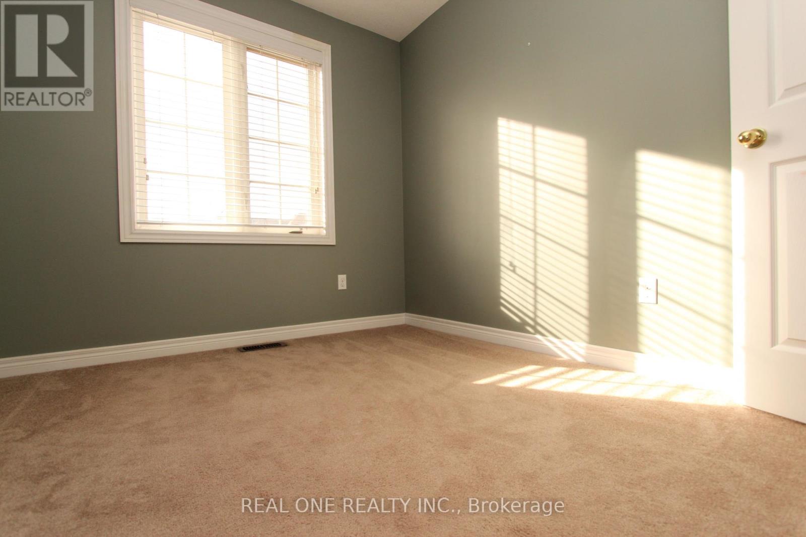 19 Browview Drive, Hamilton, Ontario  L8B 0L4 - Photo 24 - X12448250