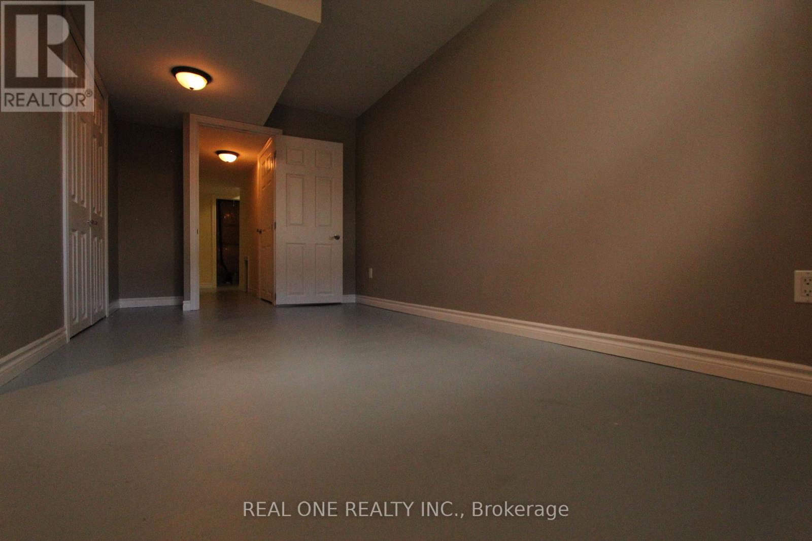 19 Browview Drive, Hamilton, Ontario  L8B 0L4 - Photo 33 - X12448250