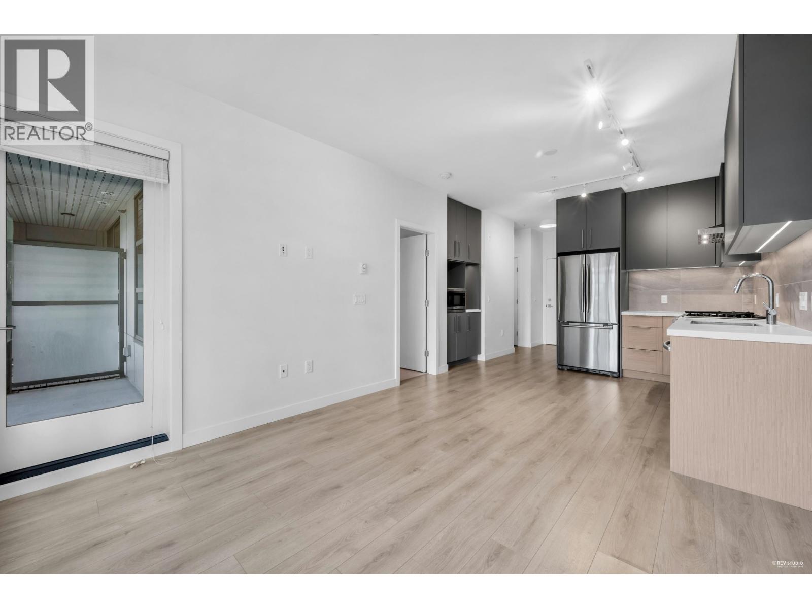 210 603 Regan Avenue, Coquitlam, British Columbia  V3J 0K2 - Photo 8 - R3055918