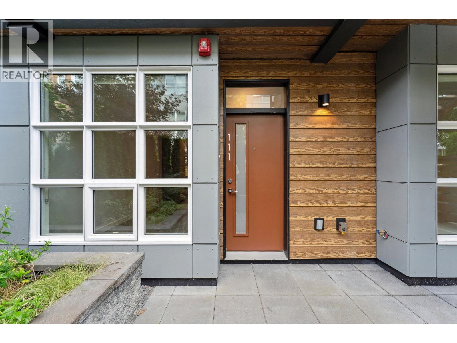 111 2060 Curling Road, North Vancouver, British Columbia  V7P 0E1 - Photo 9 - R3055919