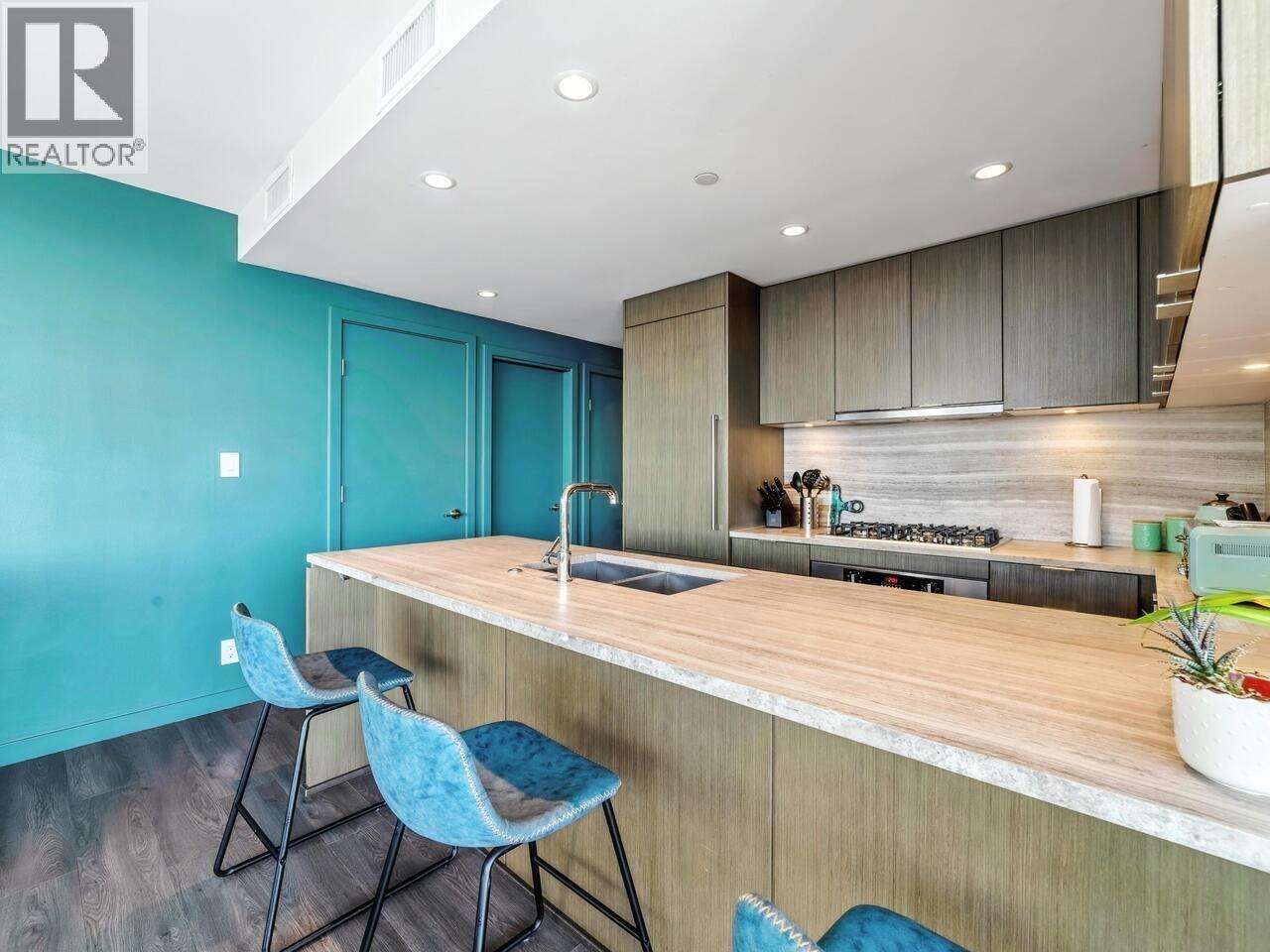 1006 112 E 13th Street, North Vancouver, British Columbia  V7L 0E4 - Photo 6 - R3055923