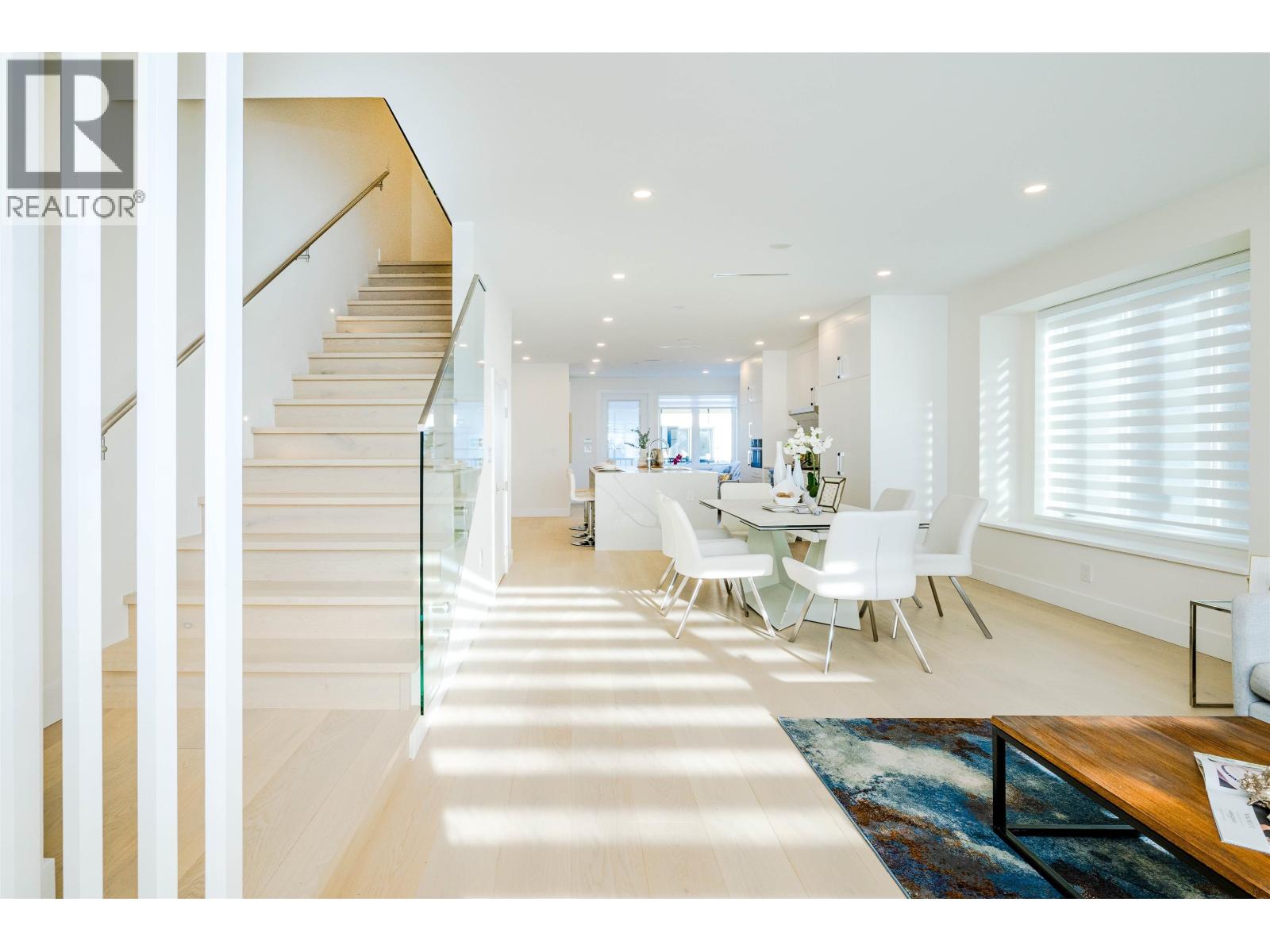 3321 W 37TH AVENUE, Vancouver, British Columbia
