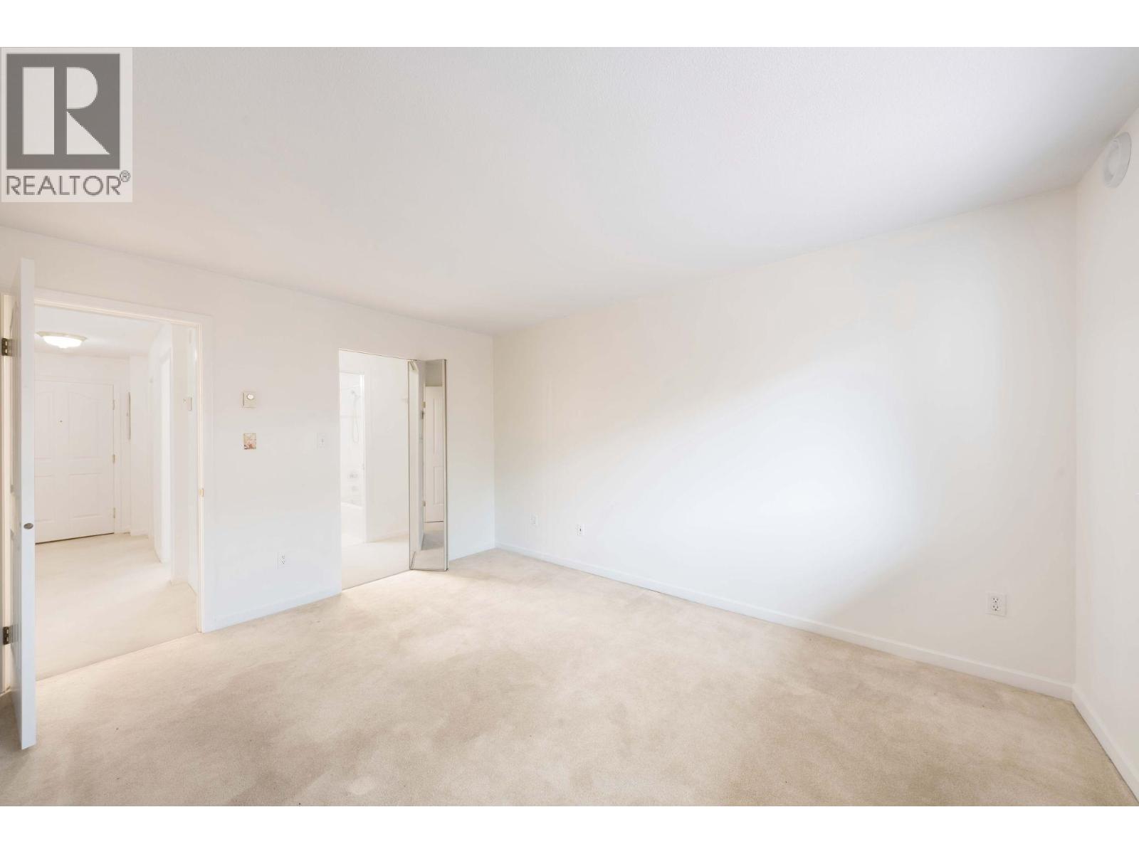 109 315 E 3rd Street, North Vancouver, British Columbia  V7L 1G1 - Photo 14 - R3055936