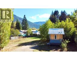 Pcl A BIRCH Street, ymir, British Columbia
