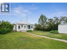 219 2 Avenue S, Champion, Ca