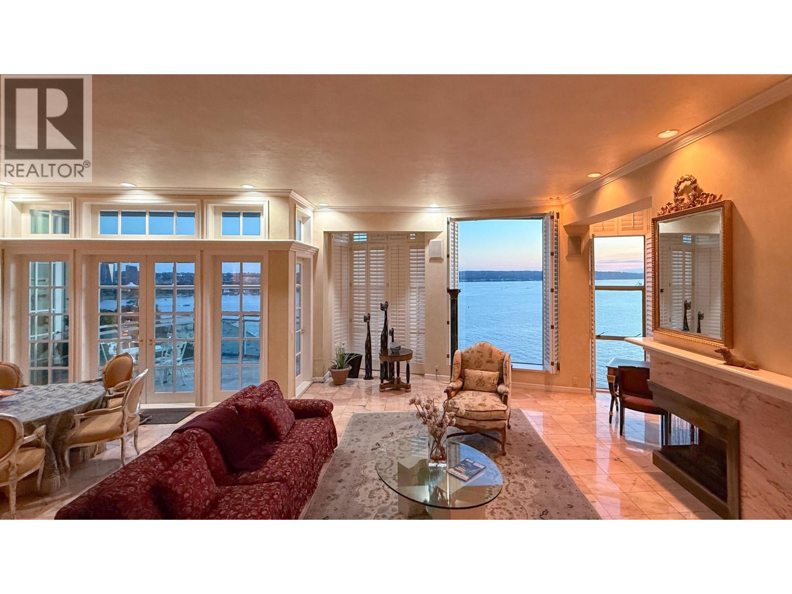 17 1861 Beach Avenue, Vancouver, British Columbia  V7Y 1B8 - Photo 32 - R3055949