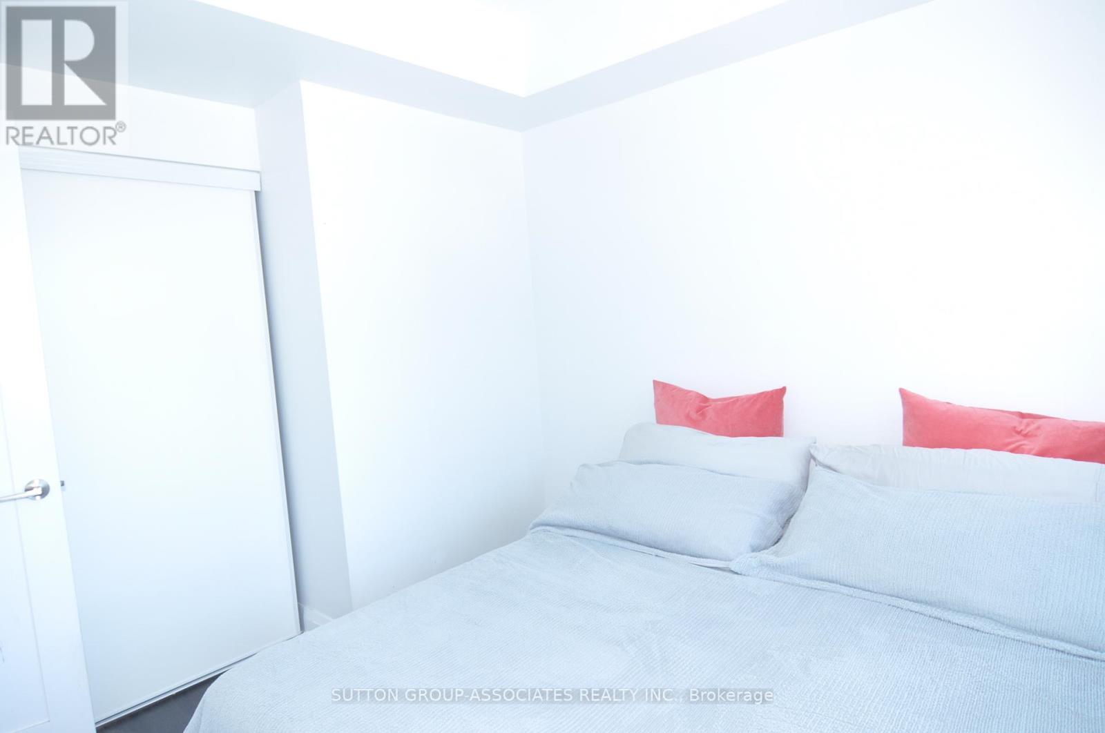 1303 - 2 Anndale Drive, Toronto, Ontario  M2N 0G5 - Photo 15 - C12448298