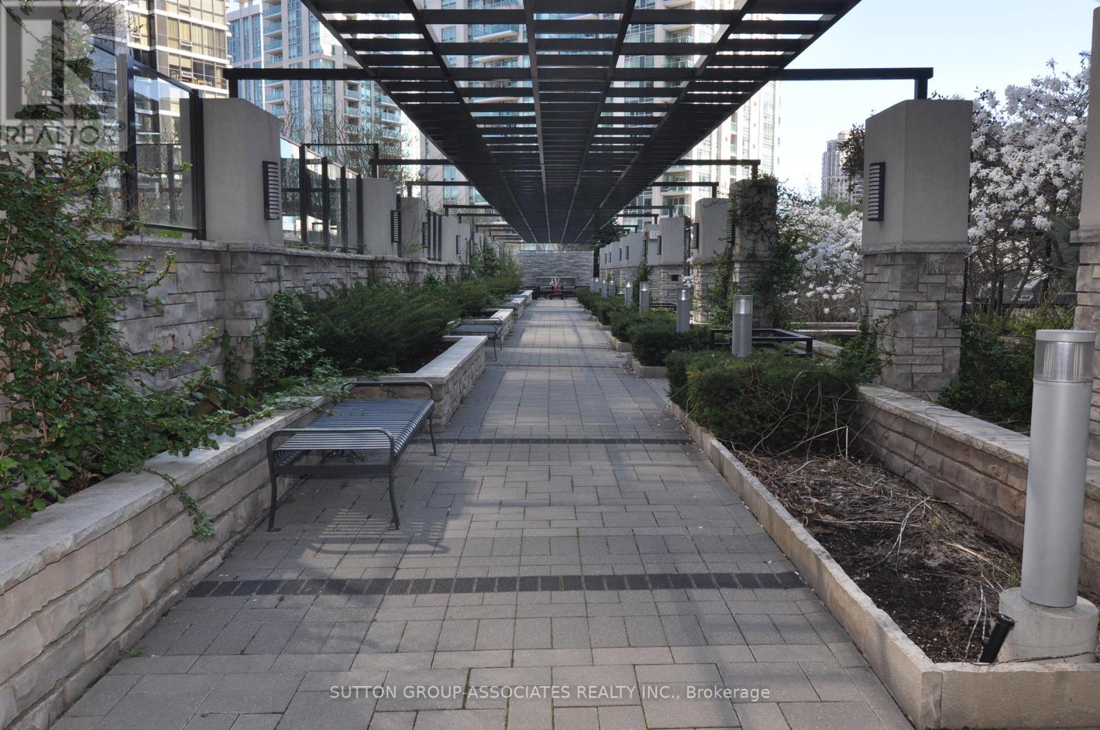 1303 - 2 Anndale Drive, Toronto, Ontario  M2N 0G5 - Photo 21 - C12448298