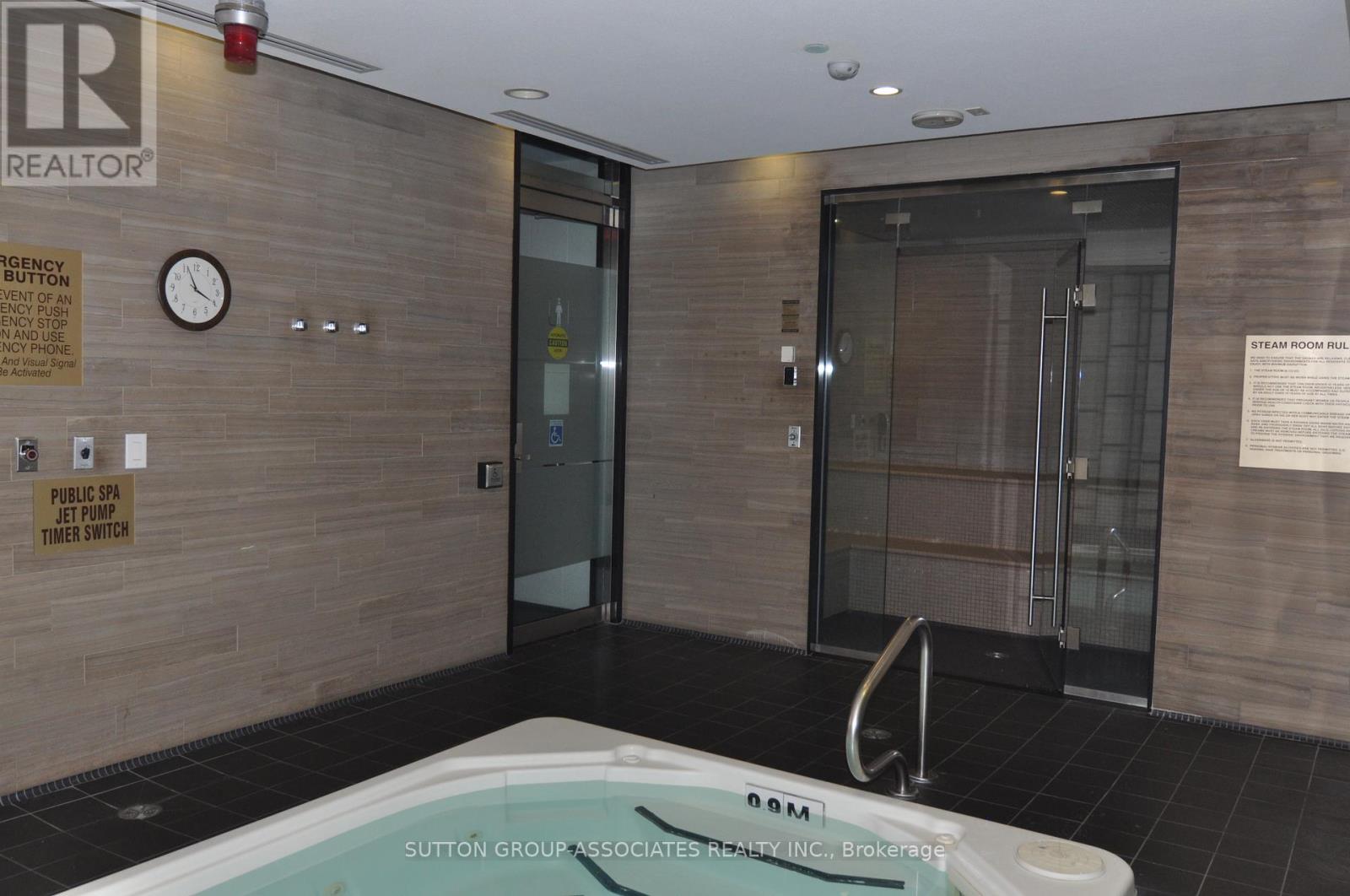 1303 - 2 Anndale Drive, Toronto, Ontario  M2N 0G5 - Photo 25 - C12448298