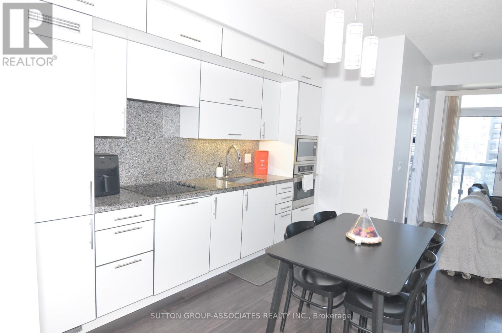 1303 - 2 Anndale Drive, Toronto, Ontario  M2N 0G5 - Photo 4 - C12448298