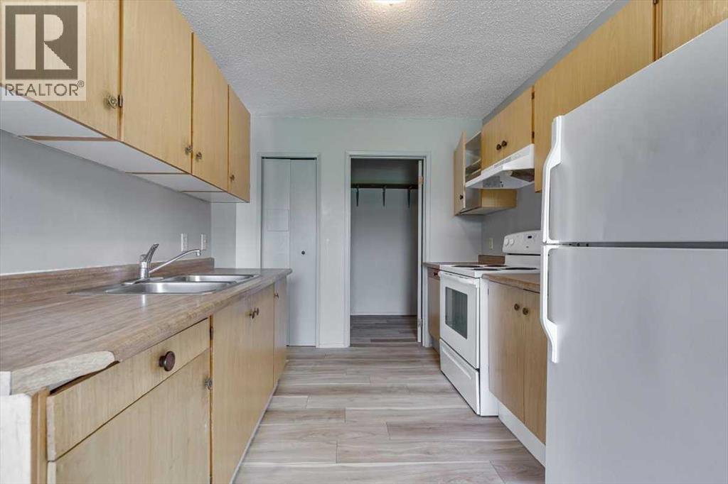 5210 61 Avenue, Olds, Alberta  T4H 1L3 - Photo 14 - A2249896