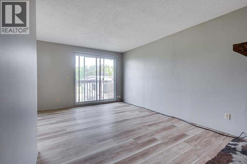 5210 61 Avenue, Olds, Alberta  T4H 1L3 - Photo 9 - A2249896