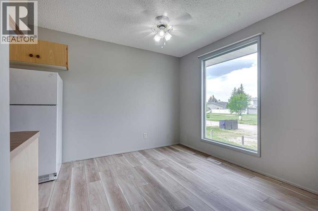 5210 61 Avenue, Olds, Alberta  T4H 1L3 - Photo 12 - A2249896