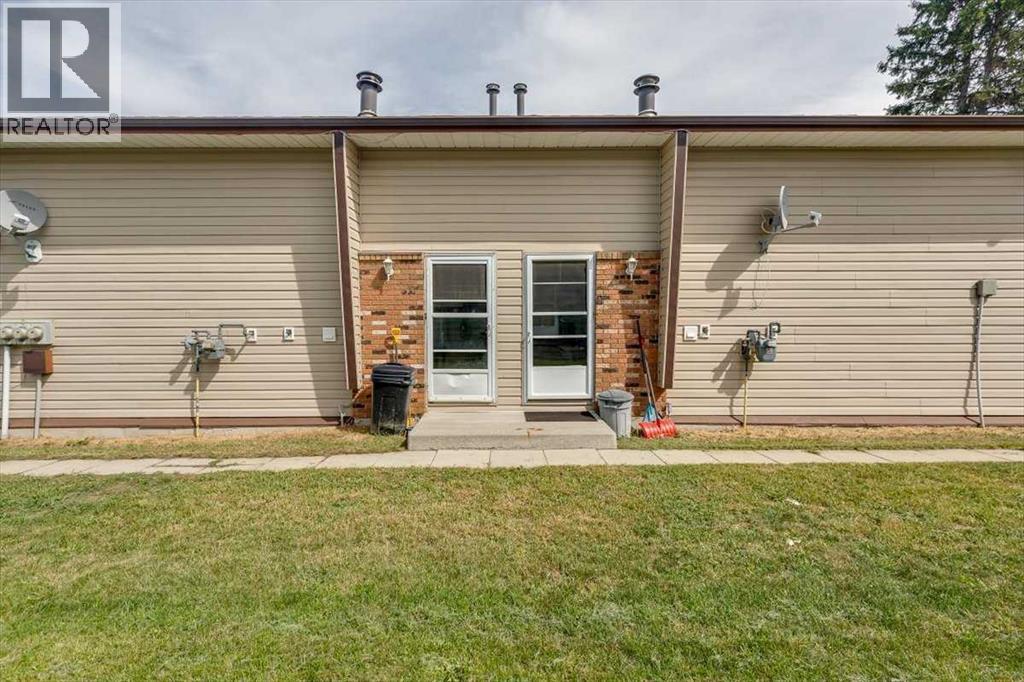5210 61 Avenue, Olds, Alberta  T4H 1L3 - Photo 4 - A2249896