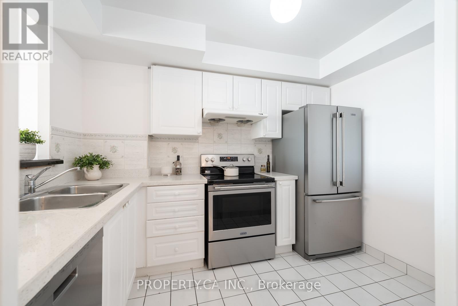 1707 - 8 Lee Centre Drive, Toronto, Ontario  M1H 3J1 - Photo 25 - E12416930