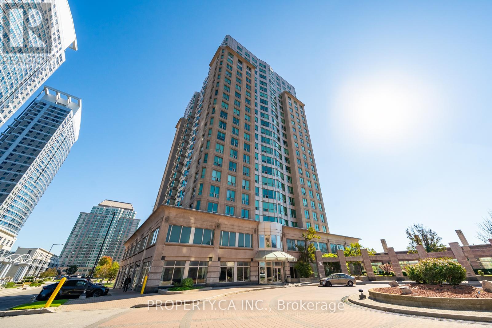 1707 - 8 LEE CENTRE DRIVE, Toronto, Ontario