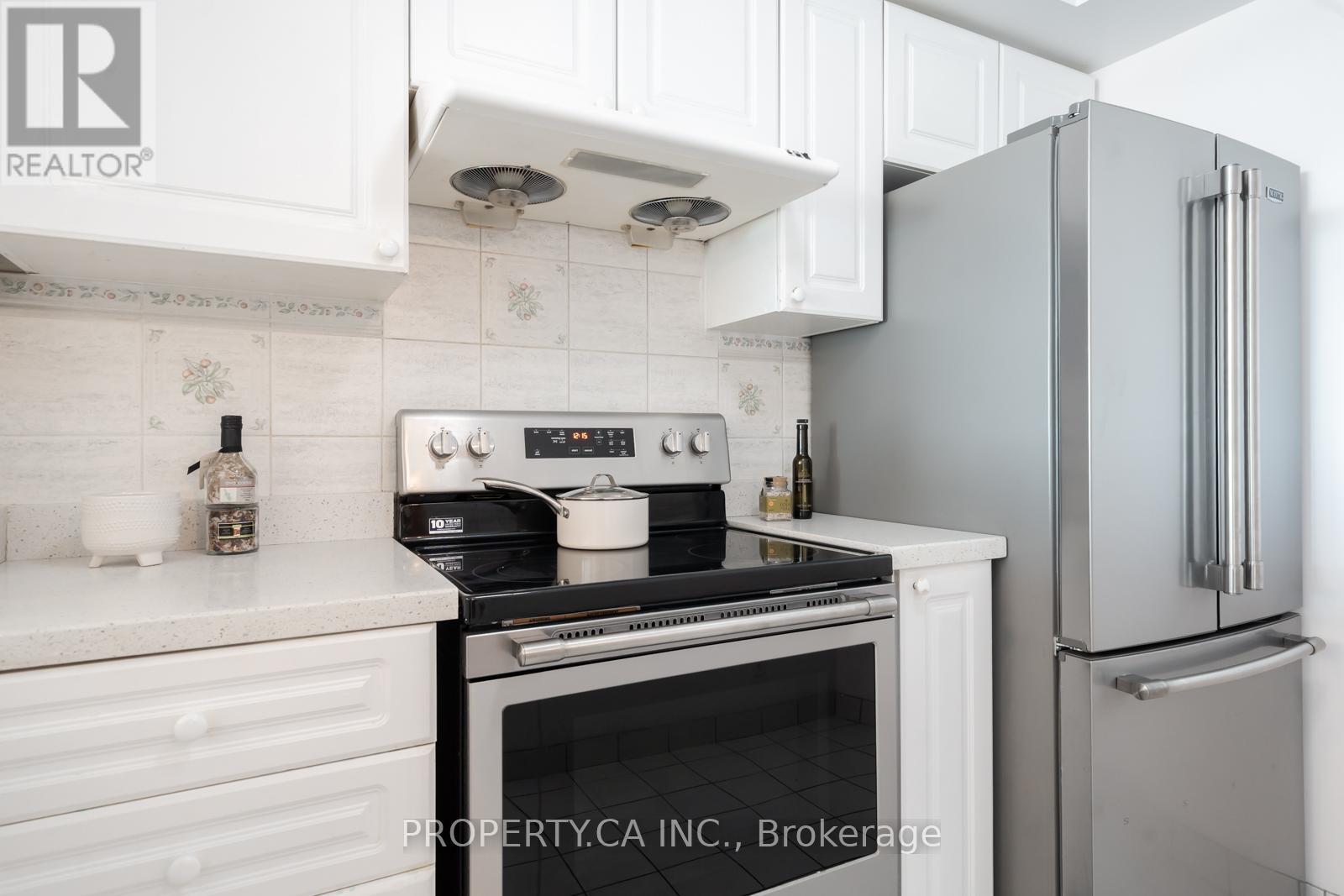1707 - 8 Lee Centre Drive, Toronto, Ontario  M1H 3J1 - Photo 27 - E12417240