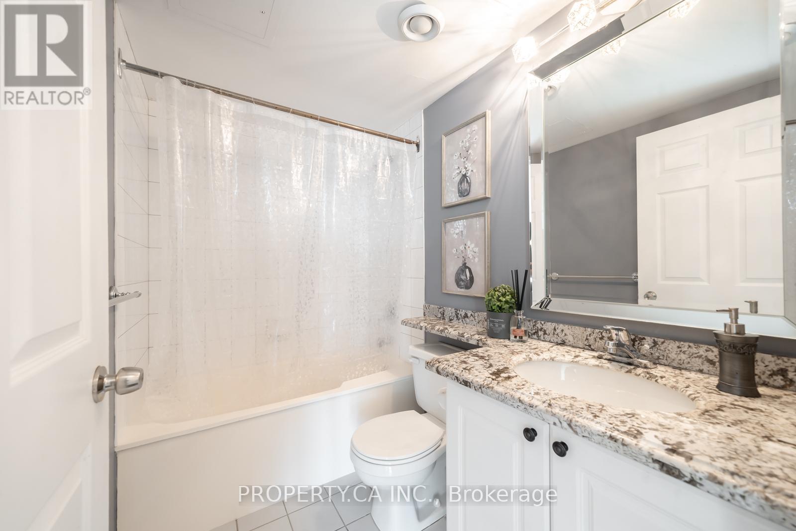 1707 - 8 Lee Centre Drive, Toronto, Ontario  M1H 3J1 - Photo 6 - E12417240