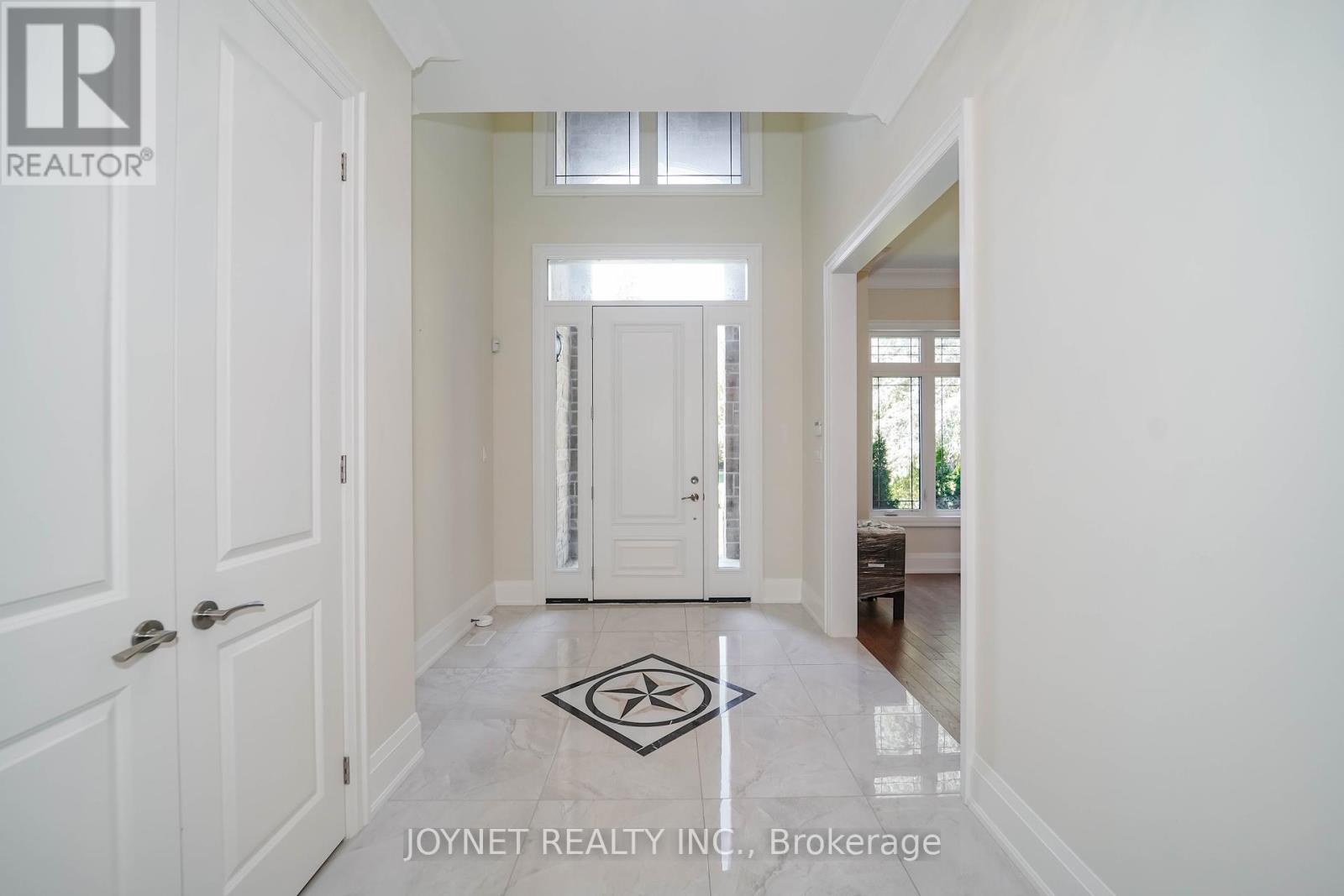 535 Rougemount Drive, Pickering (Rosebank), Ontario  L1W 2C1 - Photo 3 - E12448269