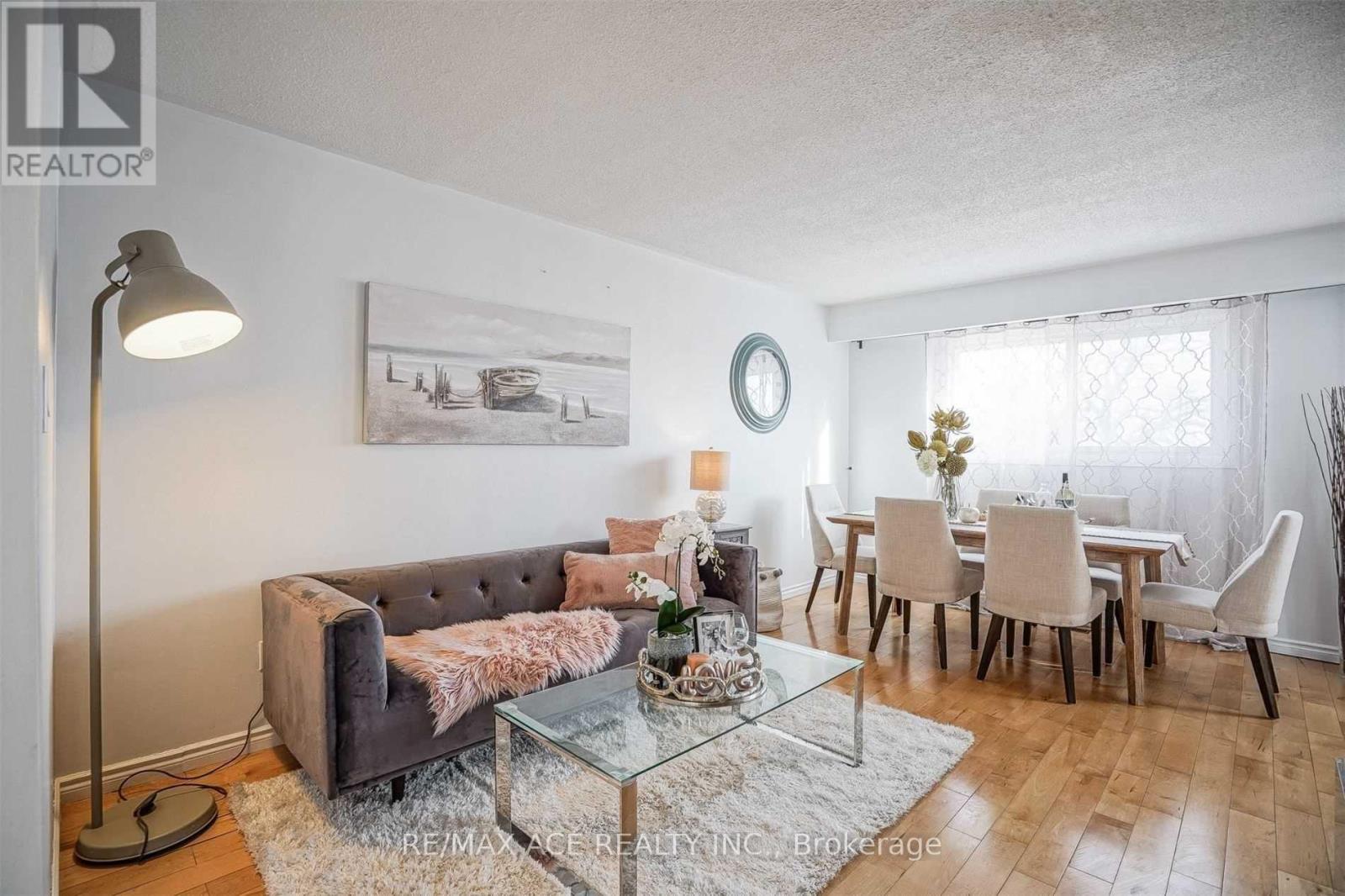 Main - 113 Placentia Boulevard, Toronto, Ontario  M1S 4C9 - Photo 5 - E12448285