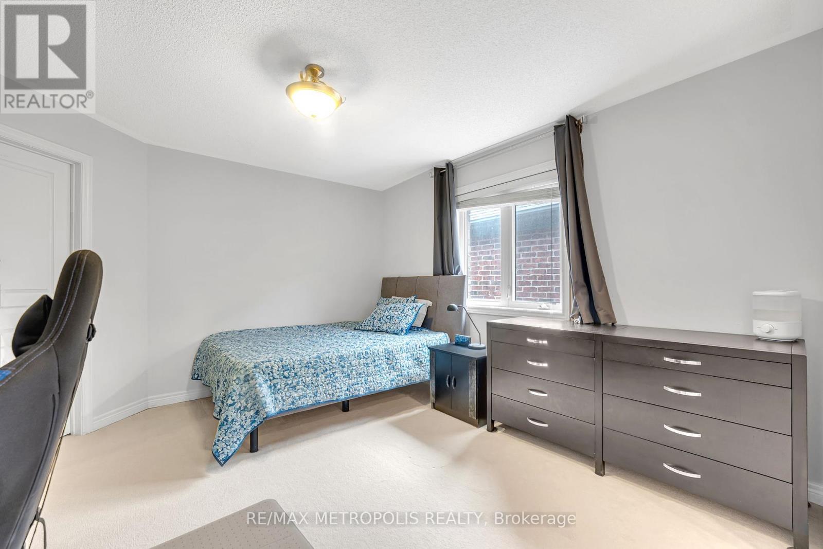 15 Rumbellow Crescent, Ajax (Northeast Ajax), Ontario  L1T 0J9 - Photo 25 - E12448289