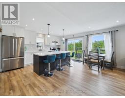 245 Wild Rose Drive, Gravenhurst (Muskoka (S)), Ca