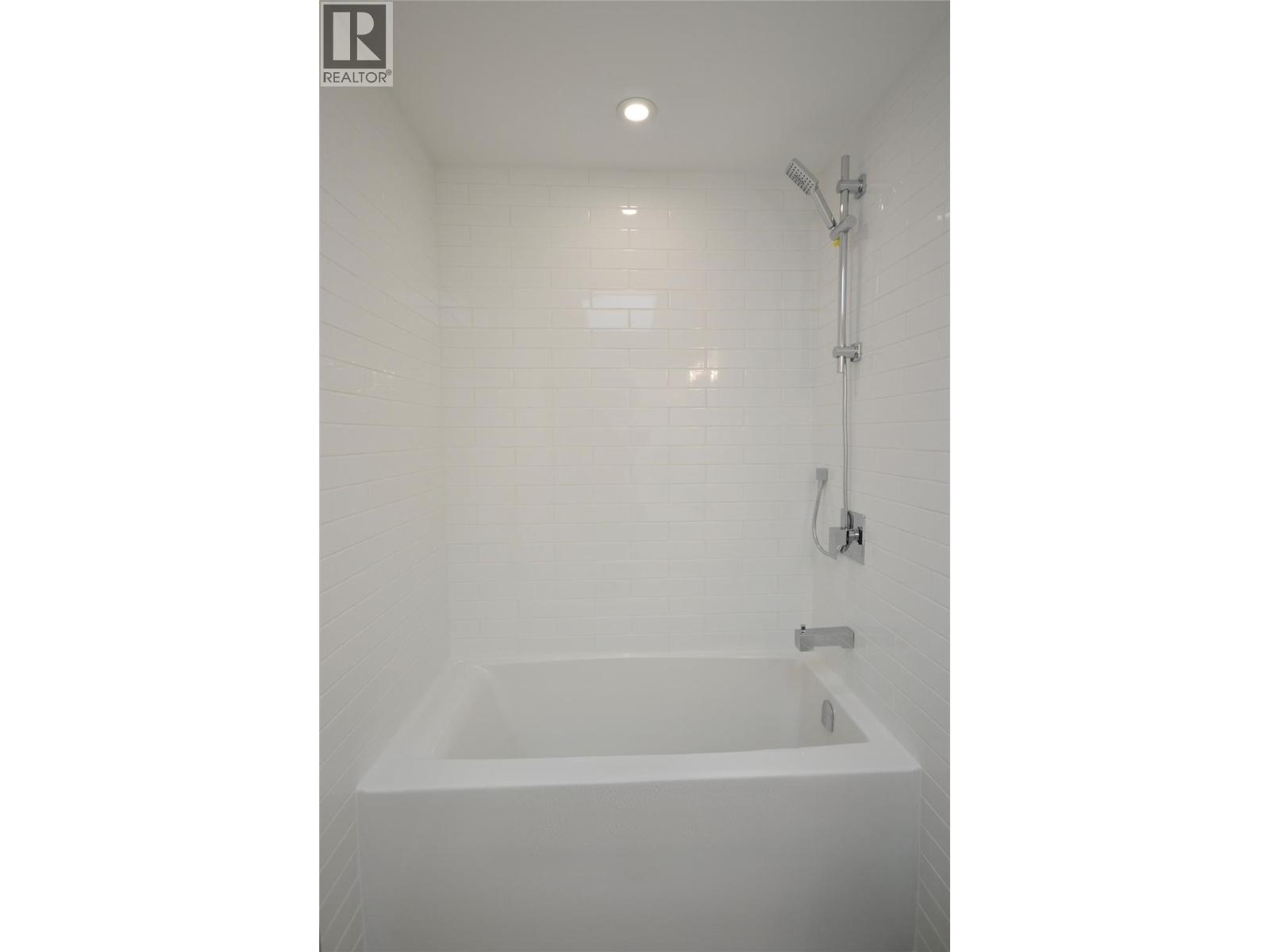 8900 Jim Bailey Road Unit# 126, Kelowna, British Columbia  V4V 1E5 - Photo 18 - 10365196
