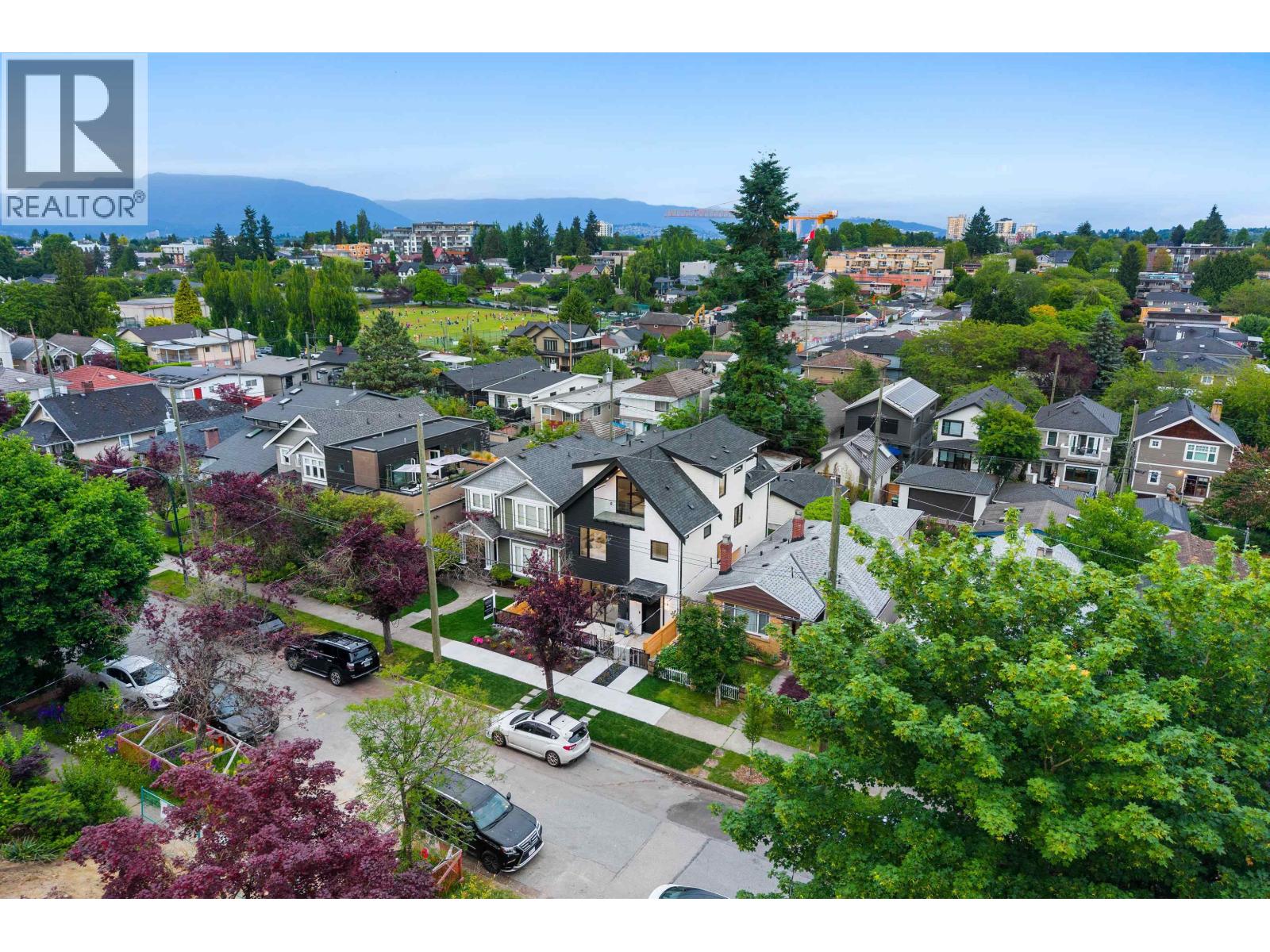 2 4176 Balkan Street, Vancouver, British Columbia  V5V 3Z2 - Photo 21 - R3049393