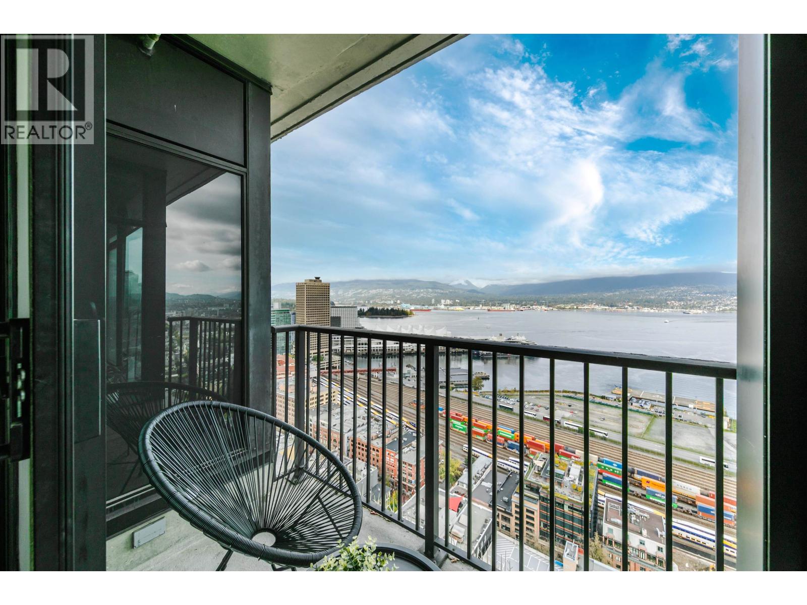 3901 128 W Cordova Street, Vancouver, British Columbia  V6B 0E6 - Photo 13 - R3055868