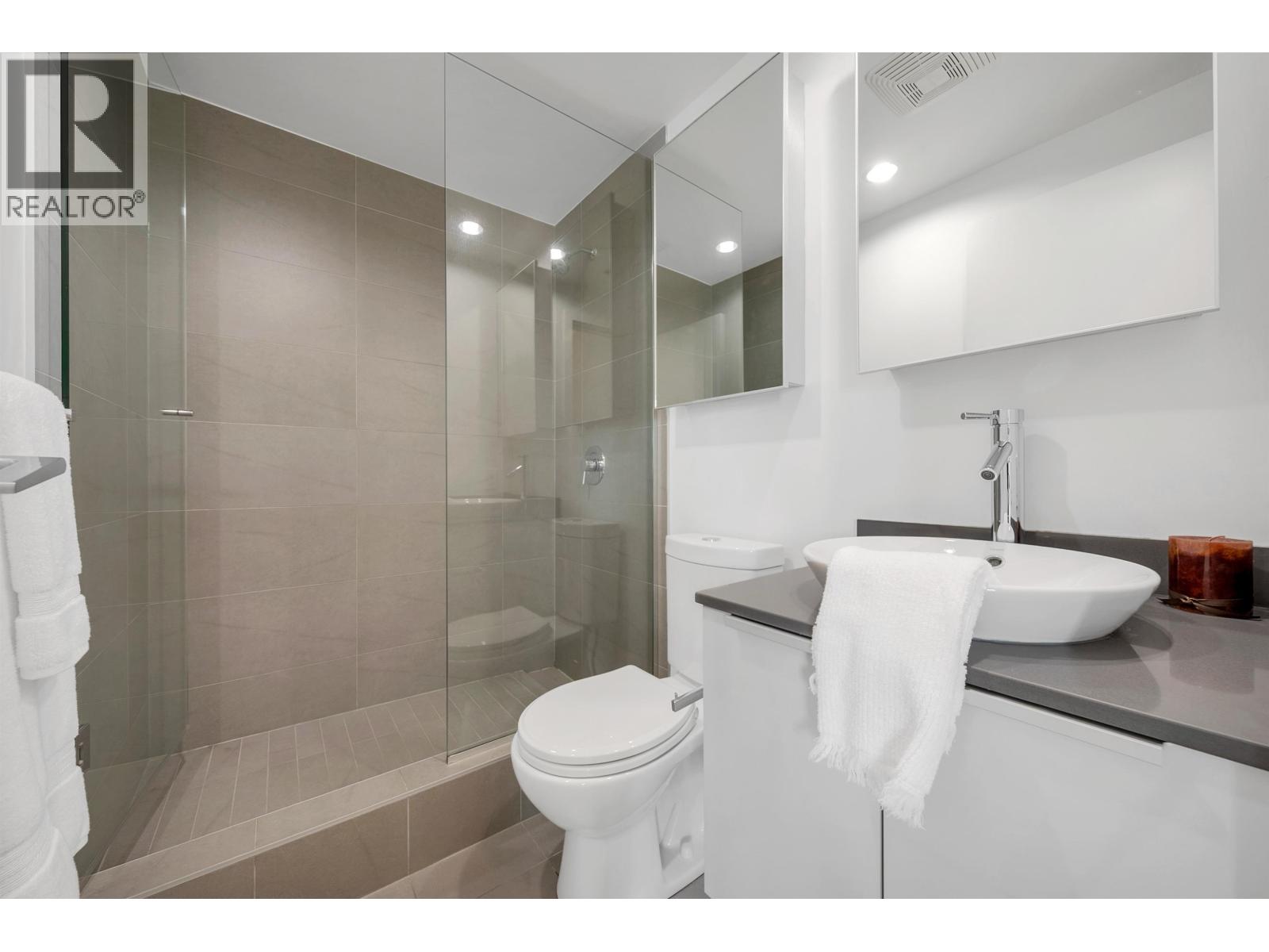 3901 128 W Cordova Street, Vancouver, British Columbia  V6B 0E6 - Photo 11 - R3055868