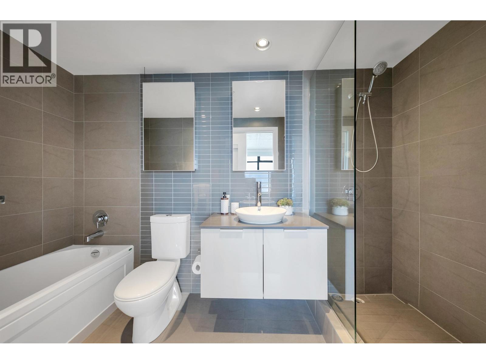 3901 128 W Cordova Street, Vancouver, British Columbia  V6B 0E6 - Photo 10 - R3055868