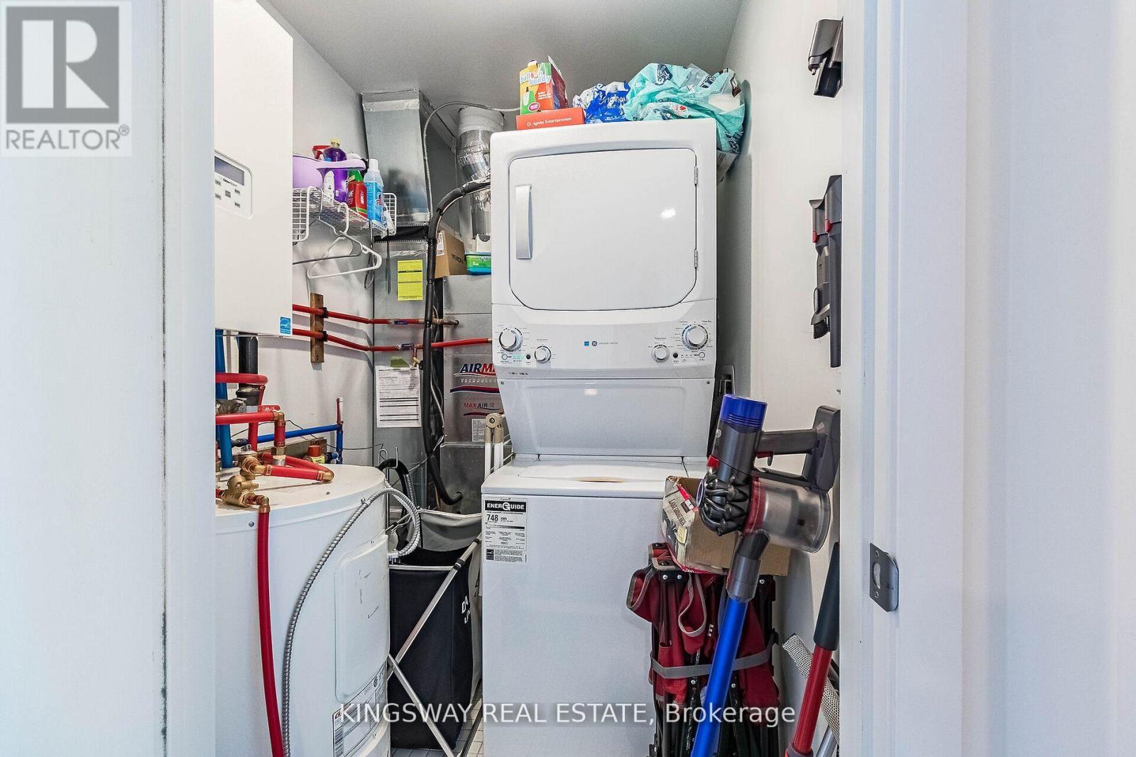 304 - 120 Canon Jackson Drive, Toronto (Brookhaven-Amesbury), Ontario  M6M 0B8 - Photo 13 - W12448273