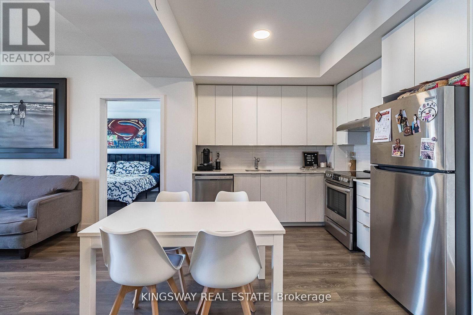 304 - 120 Canon Jackson Drive, Toronto (Brookhaven-Amesbury), Ontario  M6M 0B8 - Photo 15 - W12448273
