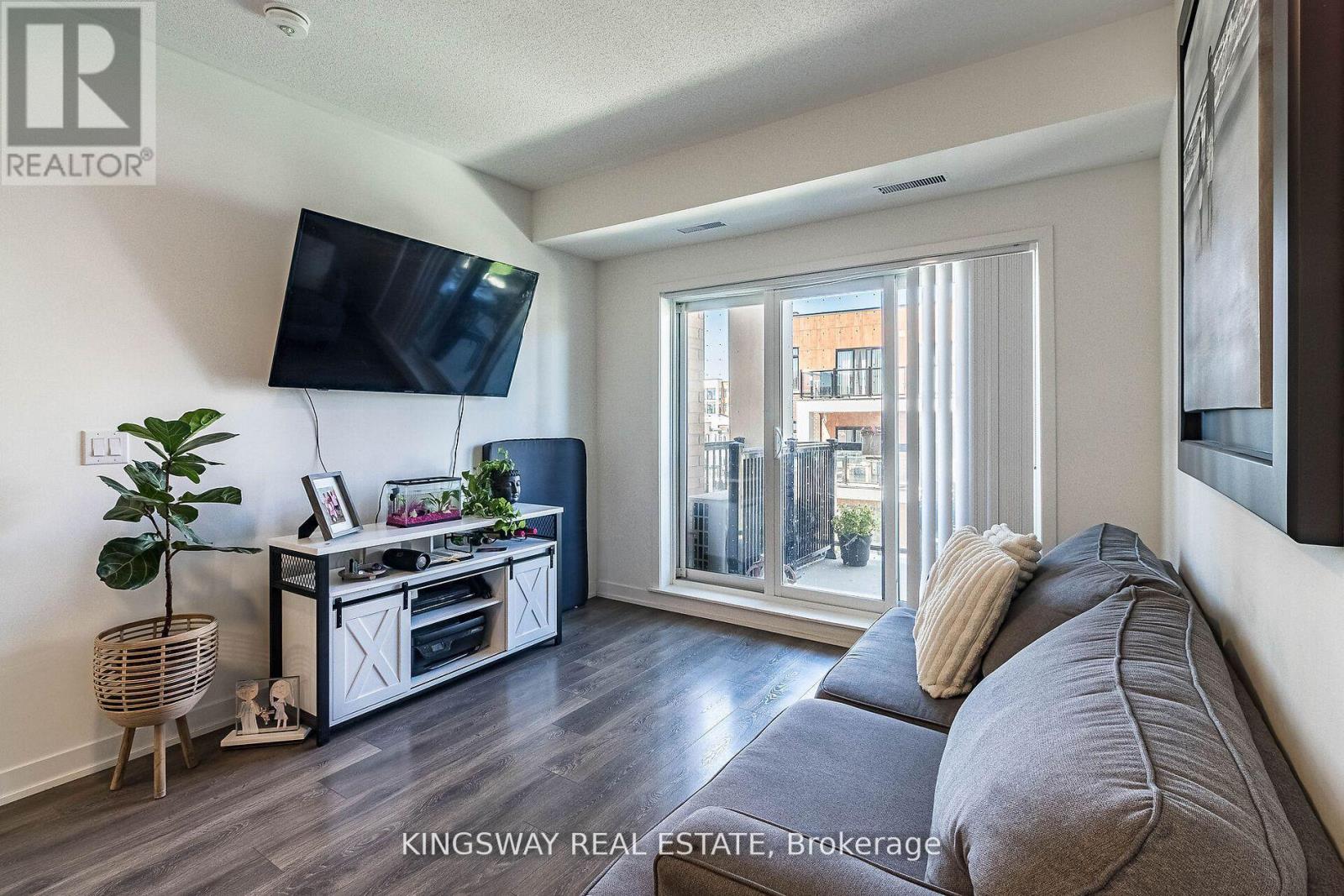 304 - 120 Canon Jackson Drive, Toronto (Brookhaven-Amesbury), Ontario  M6M 0B8 - Photo 20 - W12448273