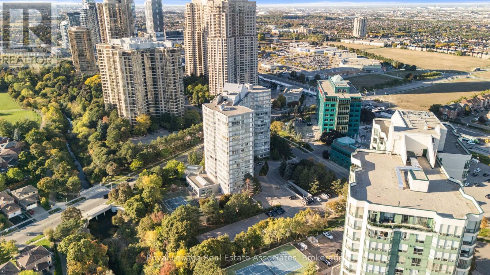 1206 - 50 Kingsbridge Garden Circle, Mississauga (Hurontario), Ontario  L5R 1Y2 - Photo 23 - W12448276