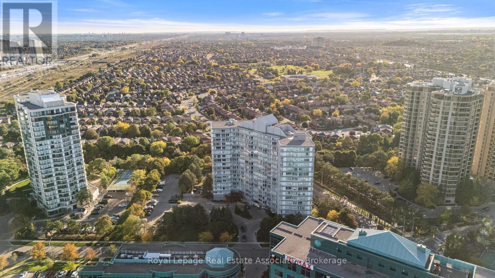 1206 - 50 Kingsbridge Garden Circle, Mississauga (Hurontario), Ontario  L5R 1Y2 - Photo 28 - W12448276