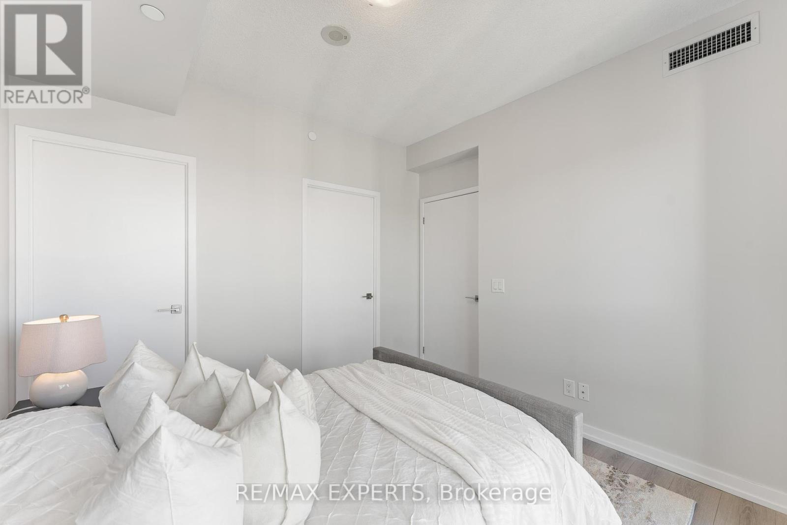 4502 - 4011 Brickstone Mews, Mississauga (Creditview), Ontario  L5B 0G3 - Photo 22 - W12448282