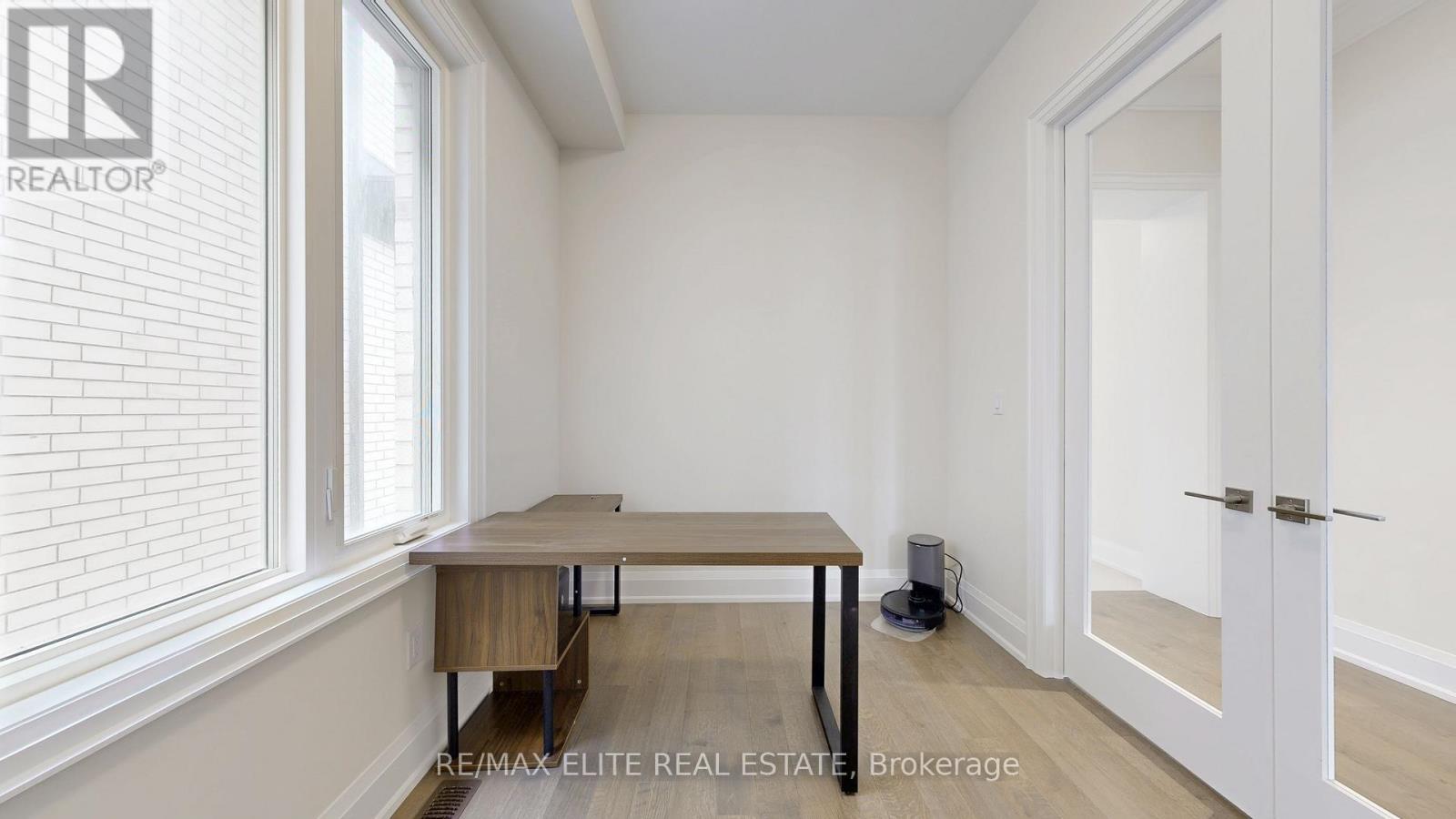 11 Dwell Avenue, Markham, Ontario  L6C 3R3 - Photo 20 - N12441712