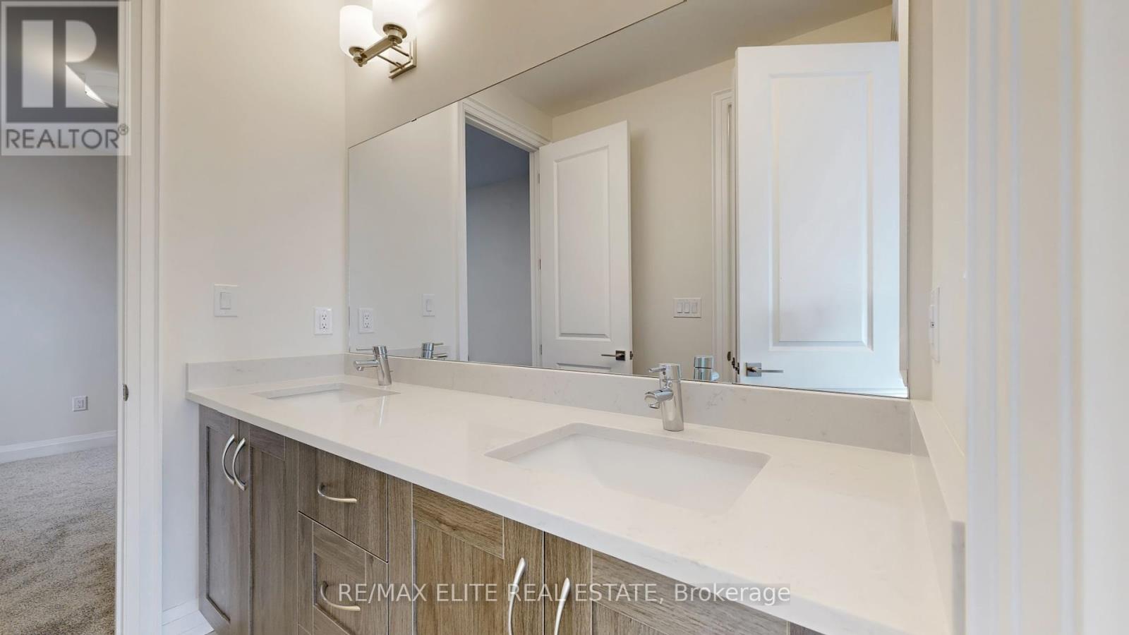 11 Dwell Avenue, Markham, Ontario  L6C 3R3 - Photo 37 - N12441712