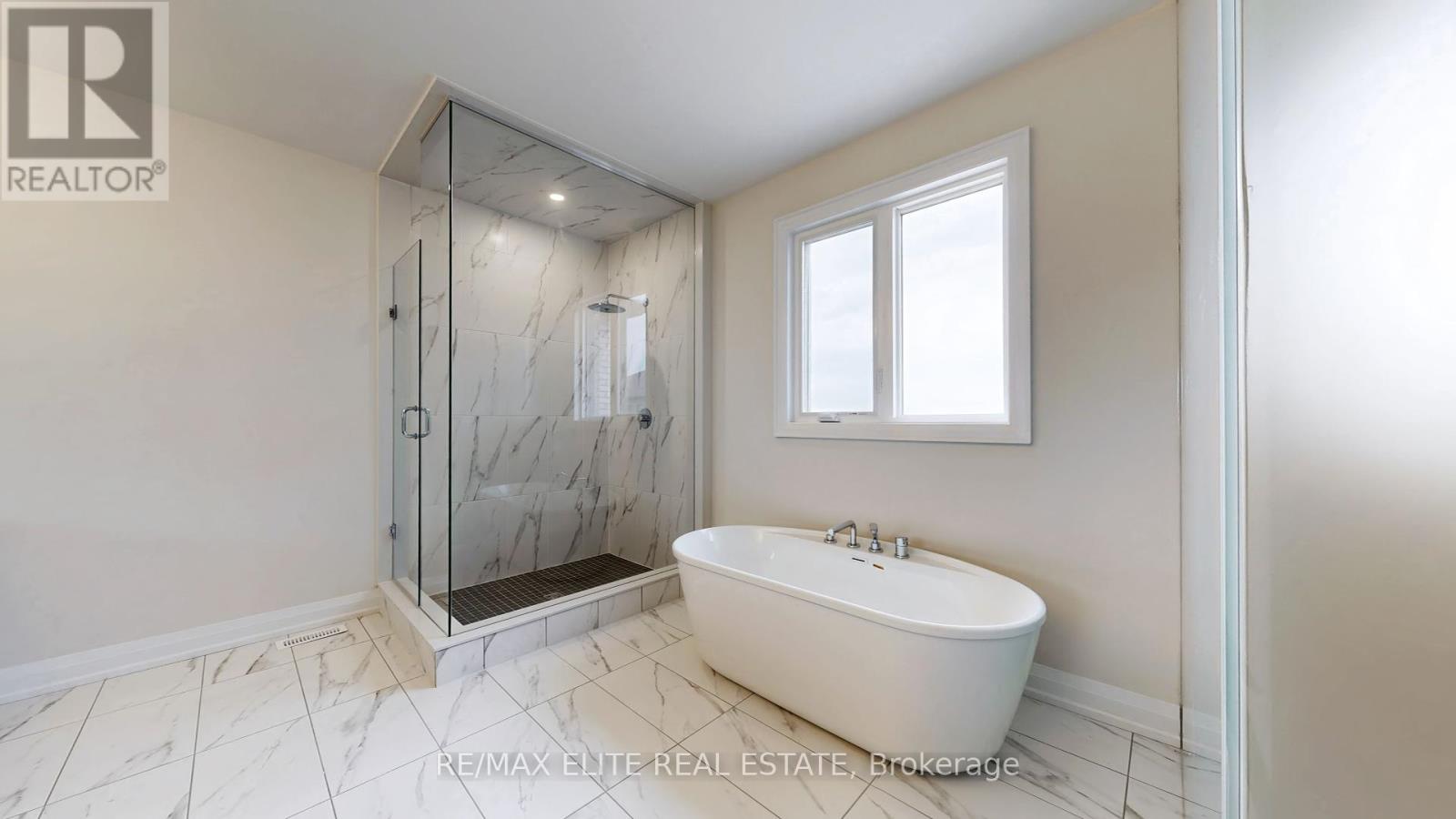 11 Dwell Avenue, Markham, Ontario  L6C 3R3 - Photo 30 - N12441712