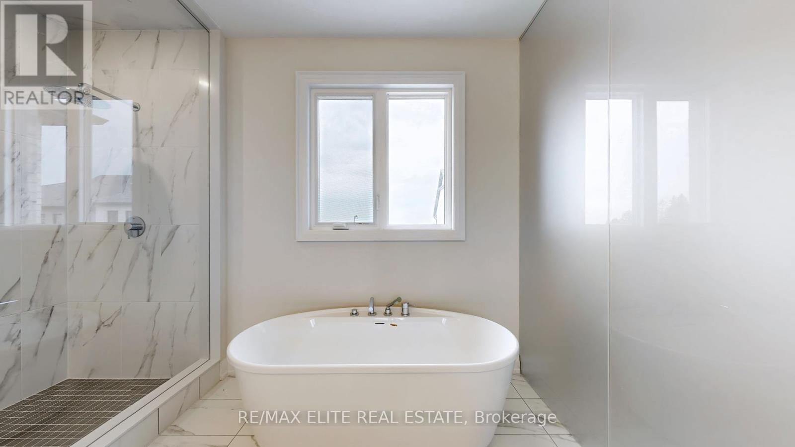 11 Dwell Avenue, Markham, Ontario  L6C 3R3 - Photo 32 - N12441712