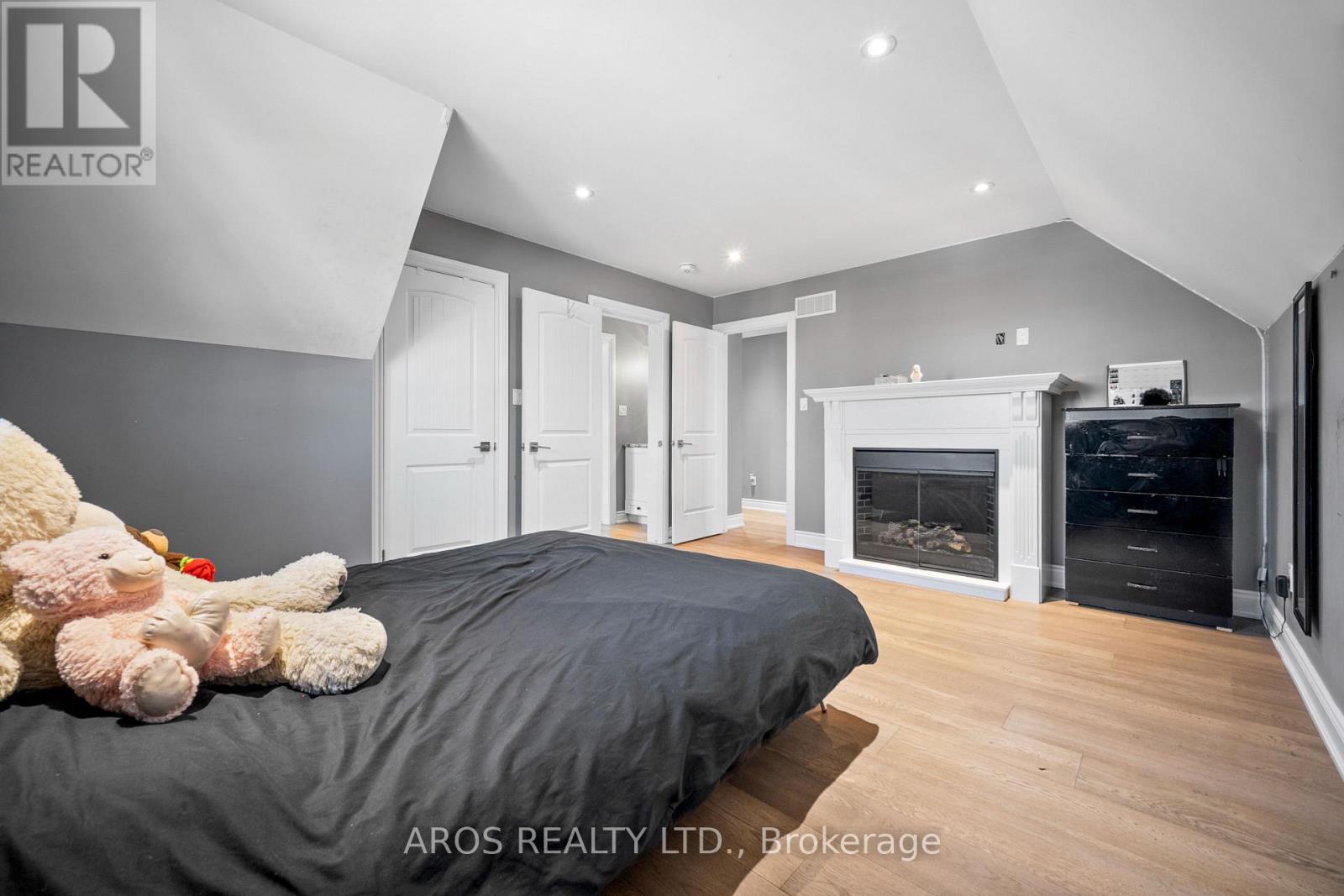 1 - 9861 Glendon Drive, Middlesex Centre, Ontario  N0L 1R0 - Photo 35 - X12448319