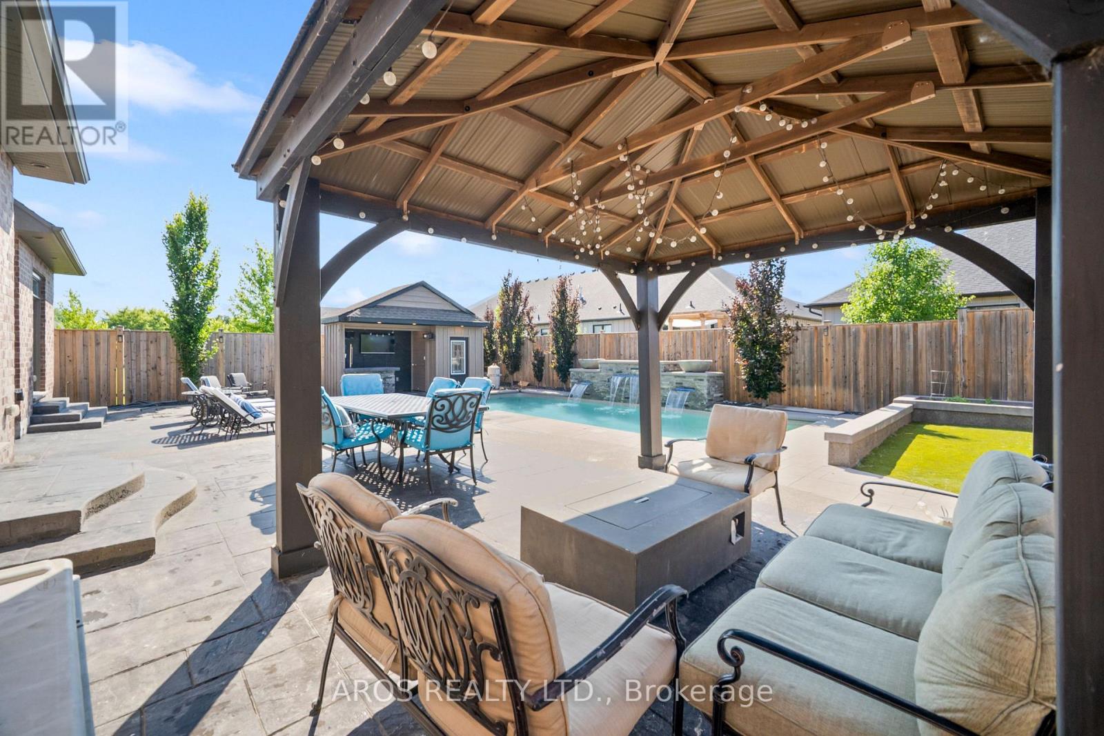 1 - 9861 Glendon Drive, Middlesex Centre, Ontario  N0L 1R0 - Photo 40 - X12448319