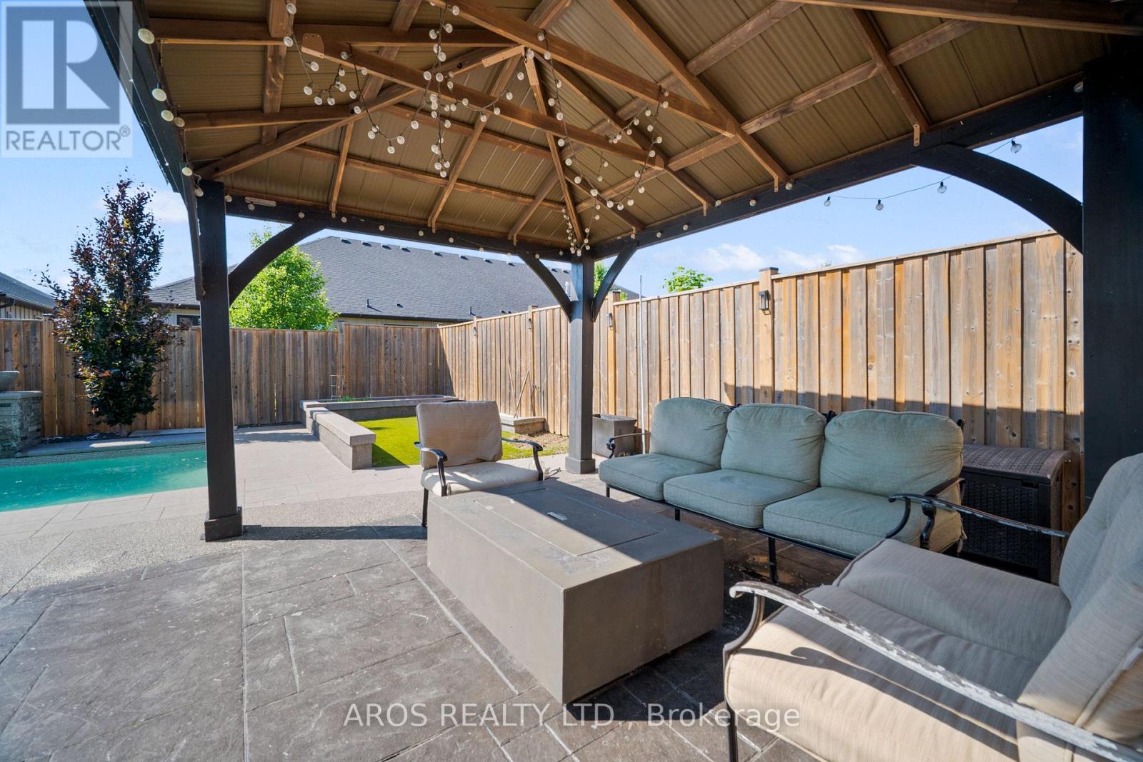 1 - 9861 Glendon Drive, Middlesex Centre, Ontario  N0L 1R0 - Photo 41 - X12448319